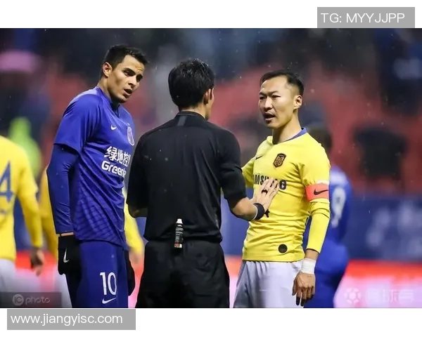 达姆施特与杜伊斯堡的激烈对决揭示了足球战术的魅力与球队的拼搏精神