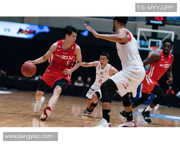 首尔三星雷电与首尔SK骑士激战正酣谁将赢得这场篮球盛宴