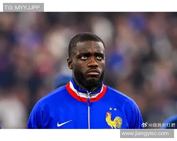 埃贝尔:乌帕梅卡诺是国际最佳中卫之一,咱们想留下他